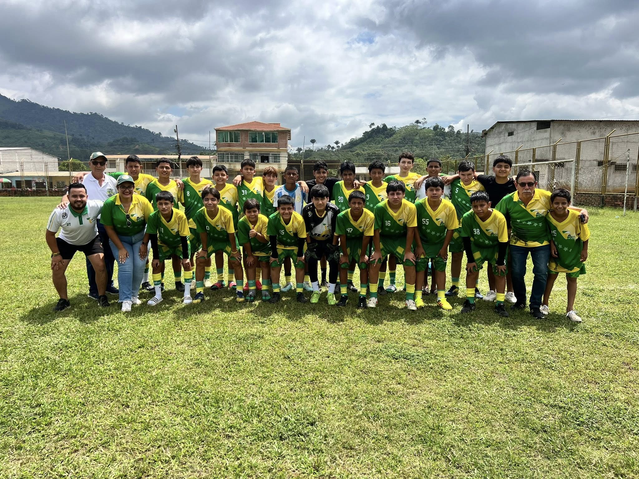 FELICIDADES CAMPEONES